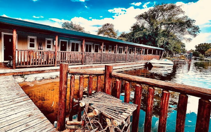 Cascade Motel (Olde Mill Inn on the Lake) - Recent 2022 Photos From Motel Website